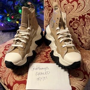 NEW Converse Run Star Motions Nomad Khaki Patent Platform Sneakers (sz 7 Womens)